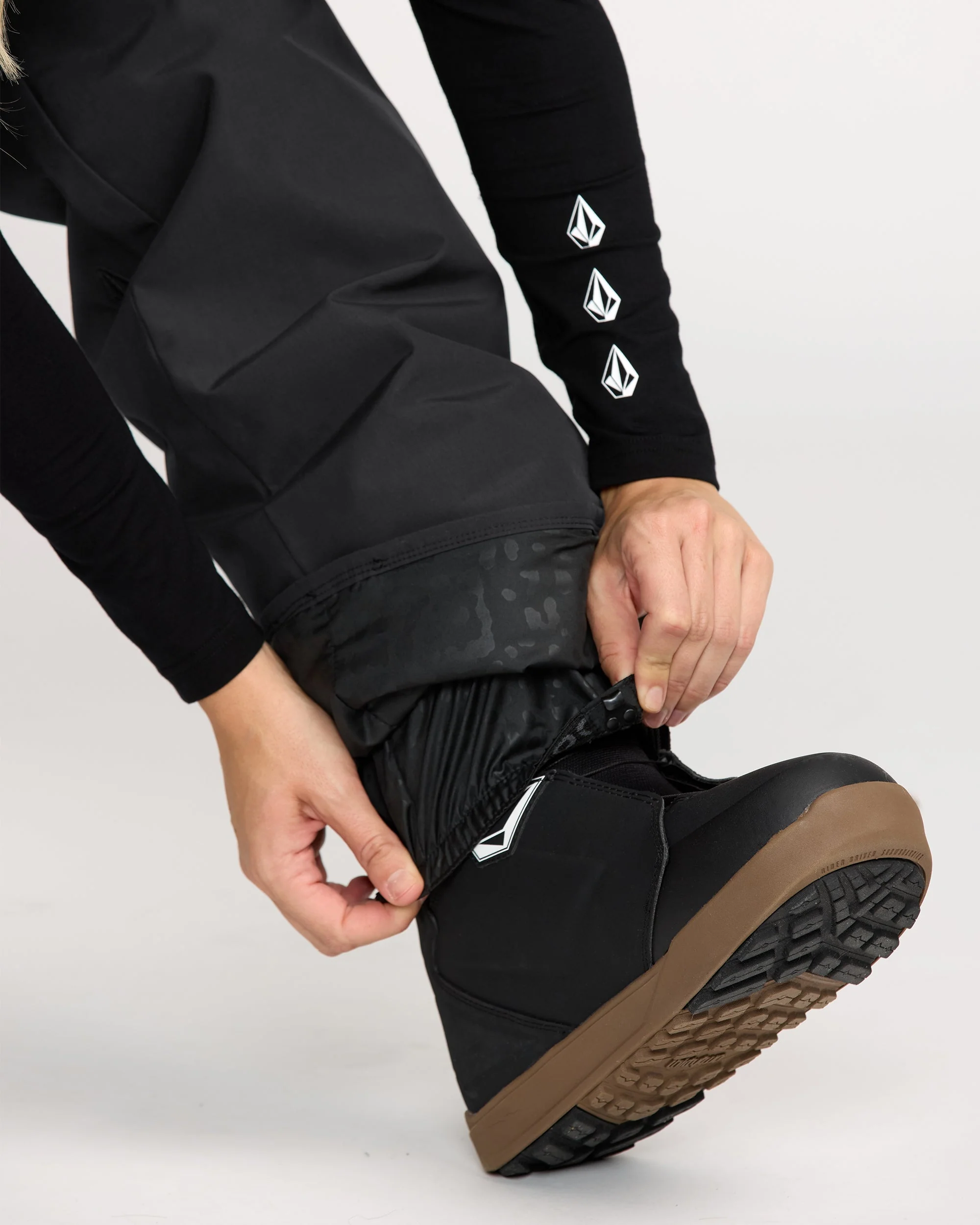Volcom Women's Frochickie Insulated Pants 2026 - Image 3