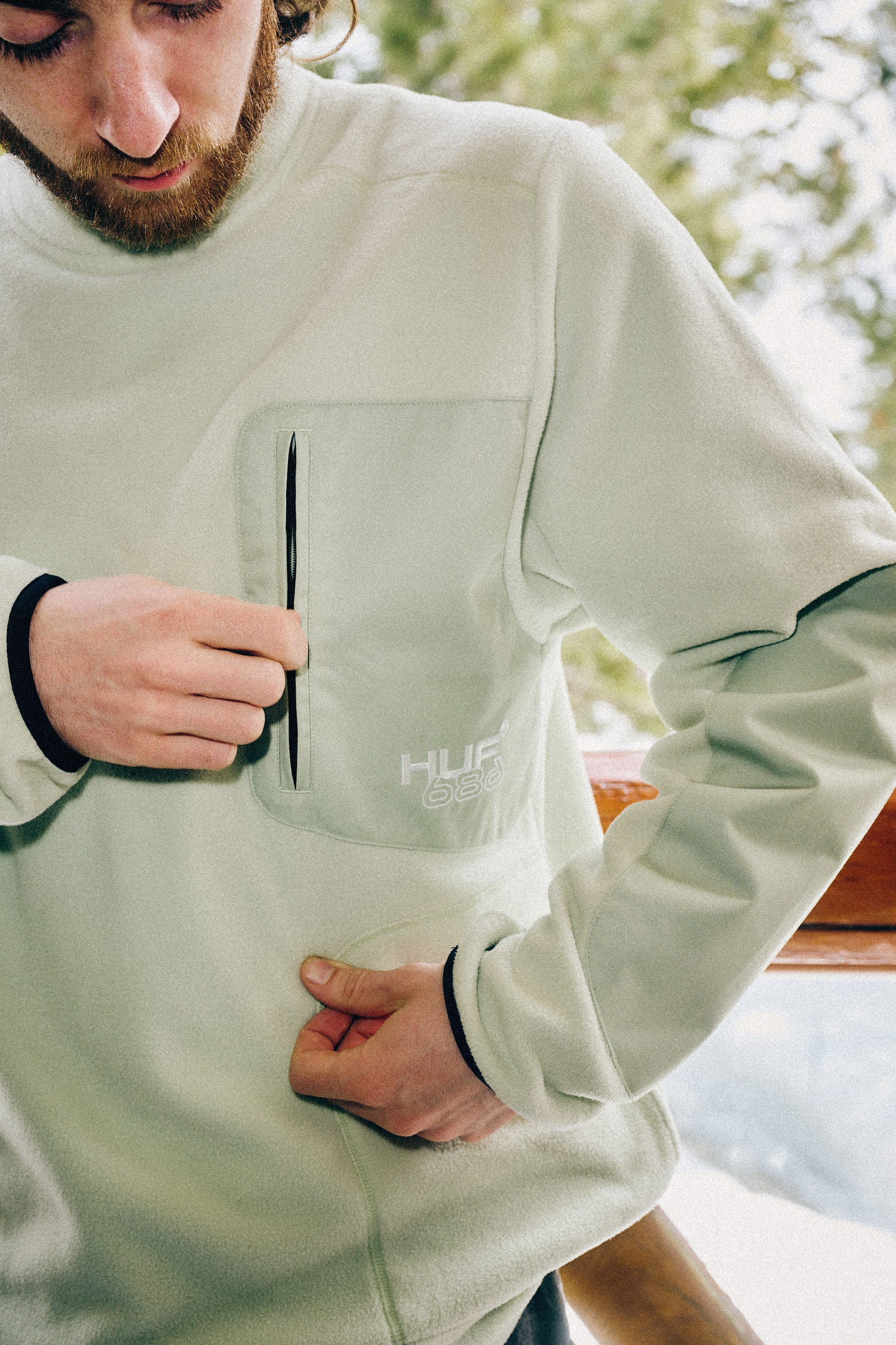 686 HUF Fleece Crewneck 2026 - Image 2