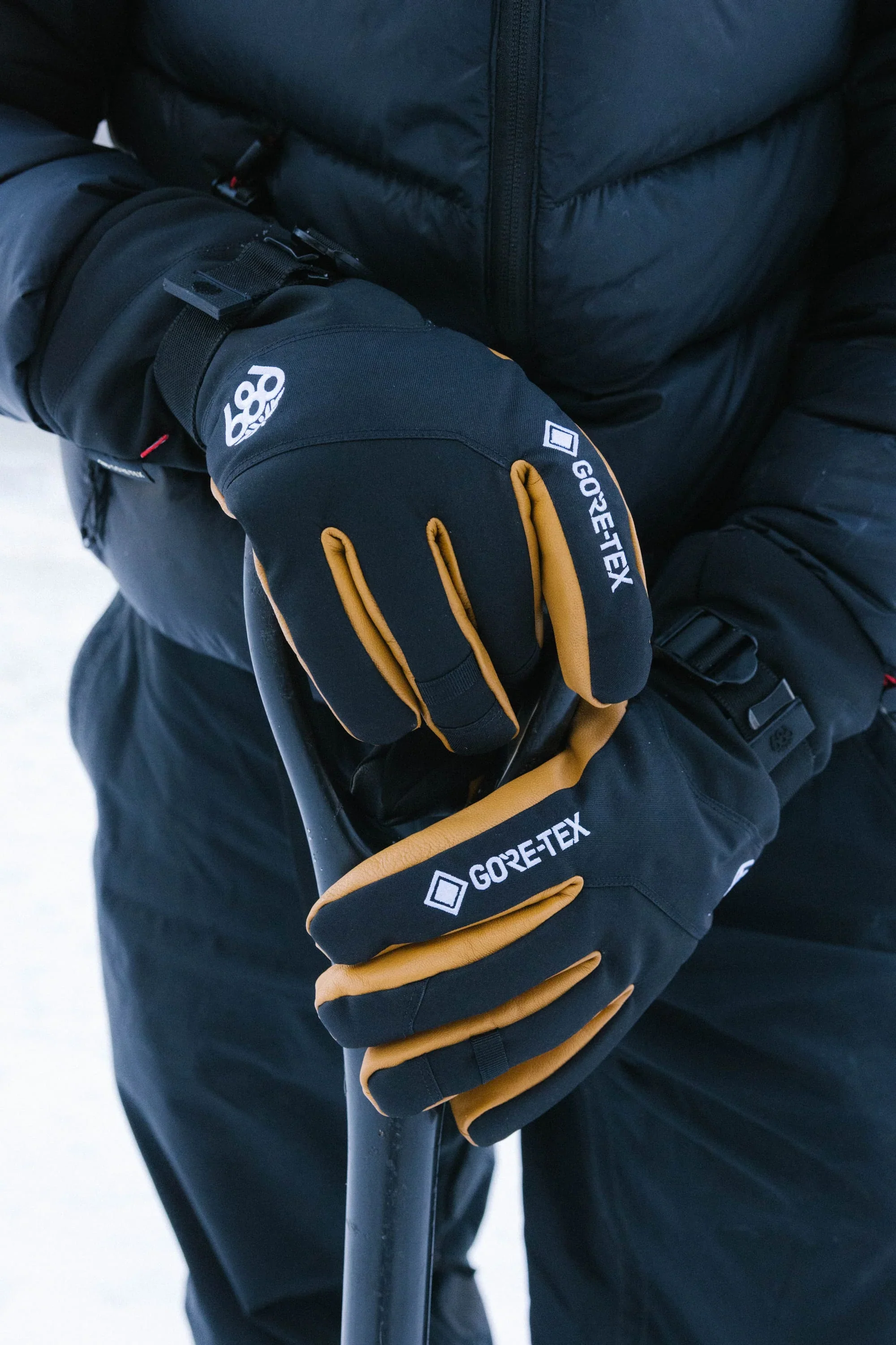 686 Gore-Tex LEATHER LINEAR Gloves 2026 - Image 3
