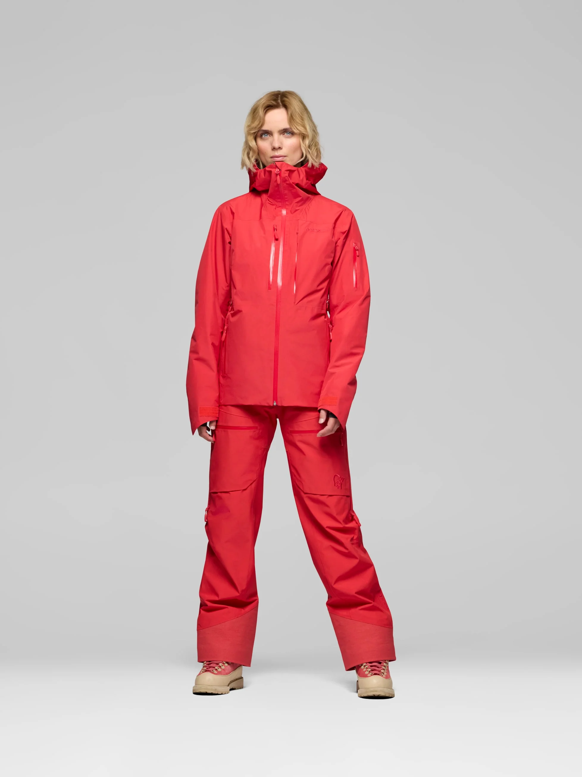 Norrona Women's lofoten Gore-Tex Insulated Jacket 2026 - Image 4