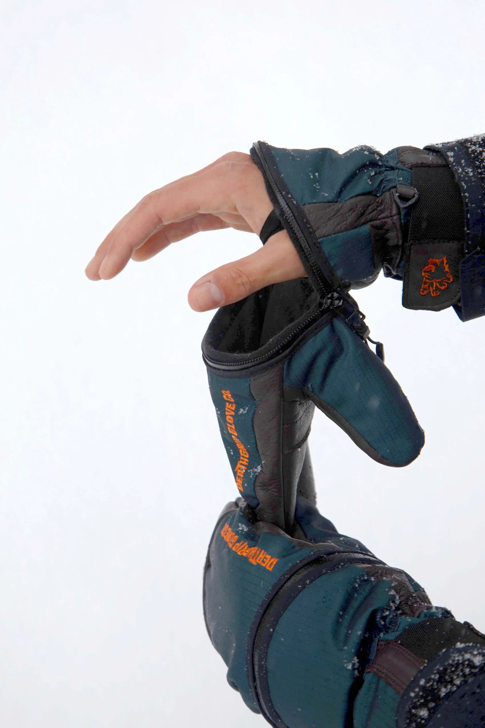 Deathgrip Werewolf Mitten 2026 - Image 5